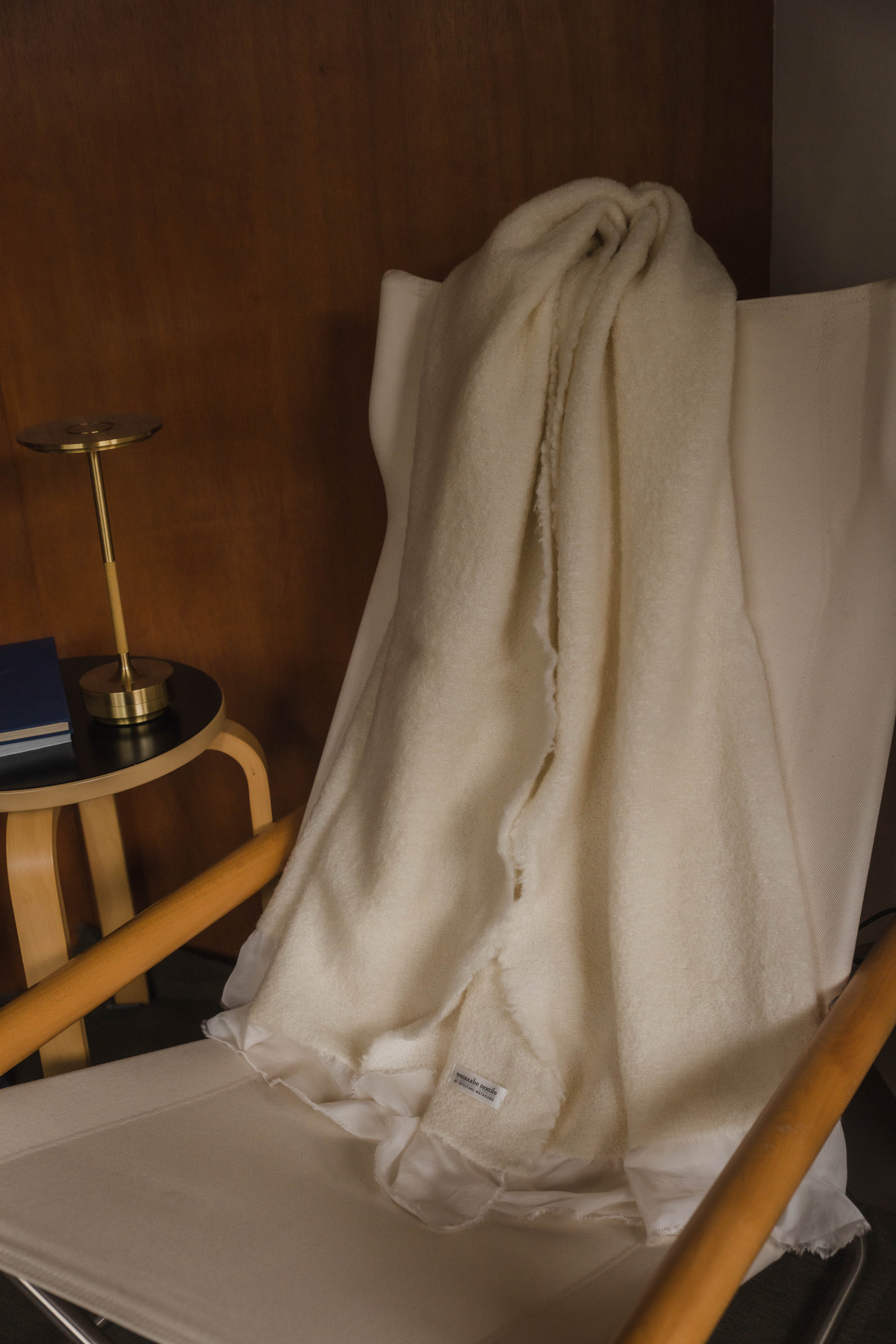 woolalpacacupro blanket c/#white (cupro付き) – Tatsuyasu Watanabe